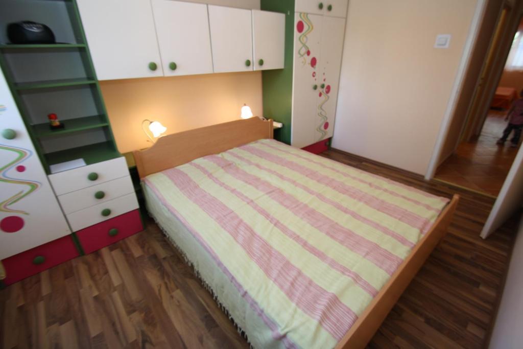 Apartments Tena With Private Parking Pula Rum bild